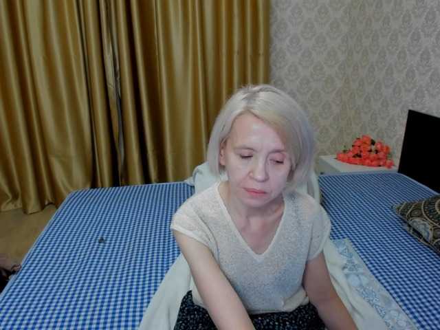 le modèle aminalive est en webcam porno dans un show sur le site bongacams, il possède les tags suivants: White/Caucasian,Blonde,Shaved