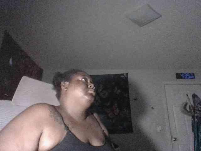 KreamGoddess777 webcam