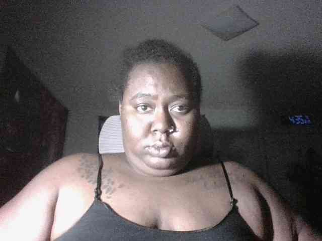 KreamGoddess777 webcam