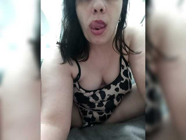 Tatiana-89's BongaCams show and profile