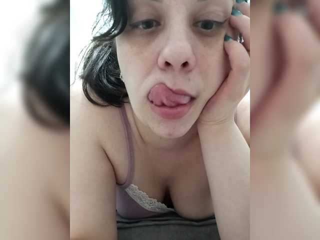 Tatiana-89's BongaCams show and profile