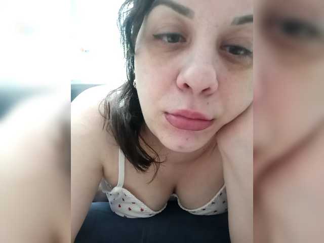 Tatiana-89's BongaCams show and profile