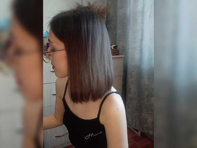 kiska-kira's BongaCams show and profile