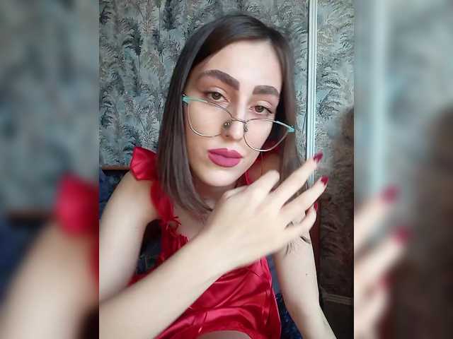 kiska-kira's BongaCams show and profile