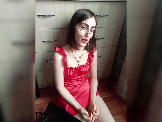 kiska-kira's BongaCams show and profile