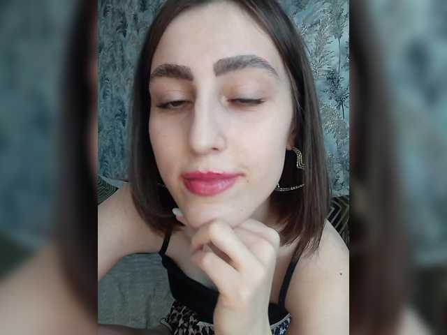 kiska-kira's BongaCams show and profile