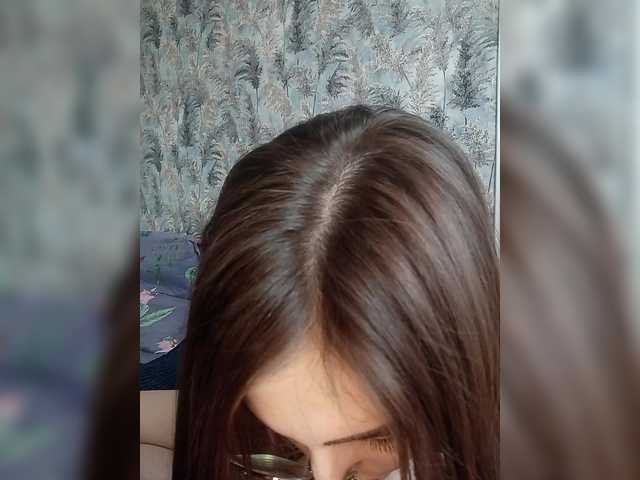 kiska-kira's BongaCams show and profile