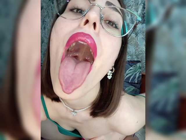 kiska-kira from BongaCams is Freechat