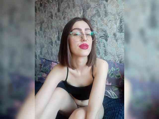 kiska-kira Live Webcam on BongaCams