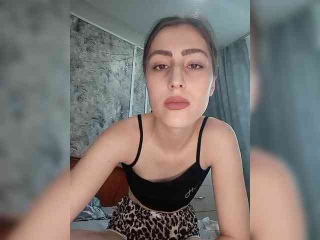 kiska-kira Live Webcam on BongaCams