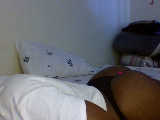 QueenJacky's BongaCams show and profile