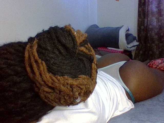 QueenJacky from BongaCams