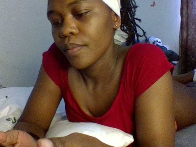 QueenJacky's BongaCams show and profile