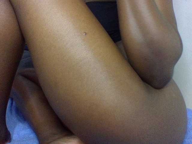 QueenJacky's BongaCams show and profile