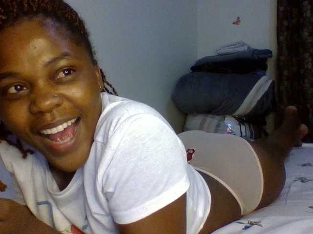 QueenJacky's BongaCams show and profile