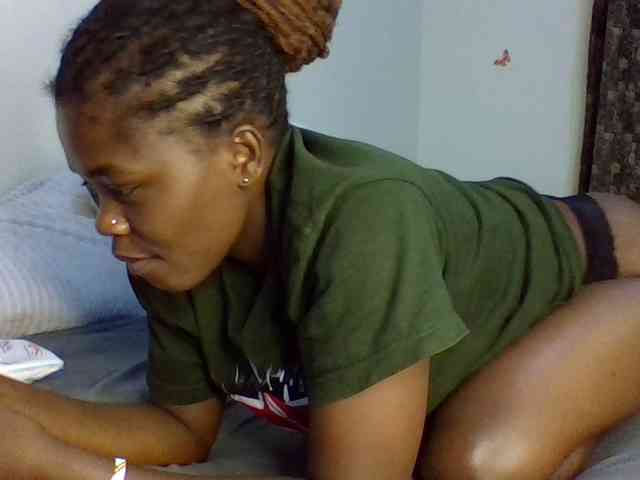 QueenJacky webcam