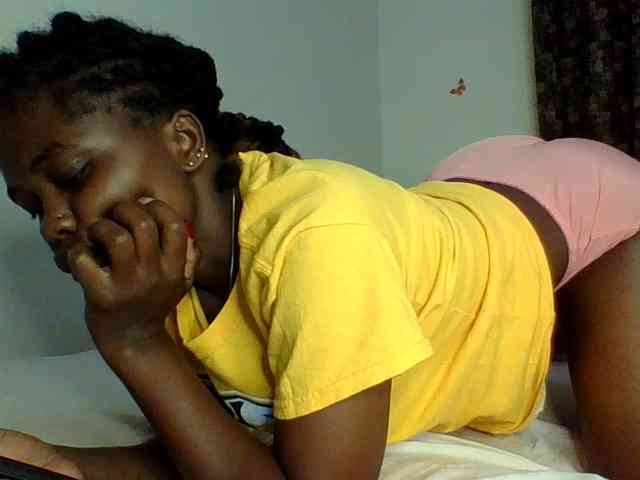 QueenJacky webcam