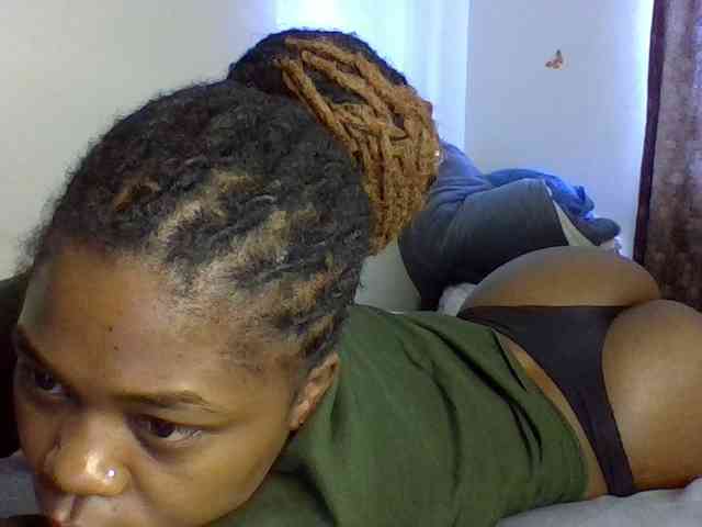 QueenJacky webcam