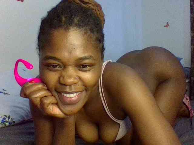 QueenJacky webcam