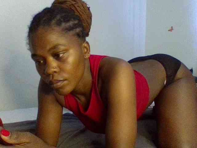 QueenJacky webcam