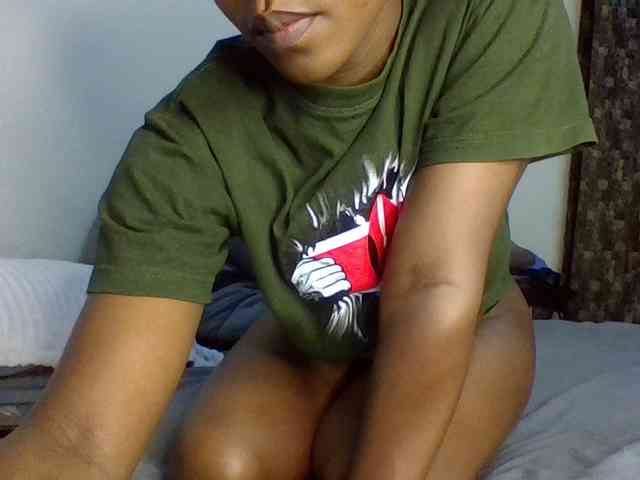 QueenJacky webcam