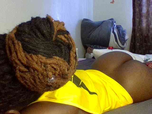 QueenJacky webcam