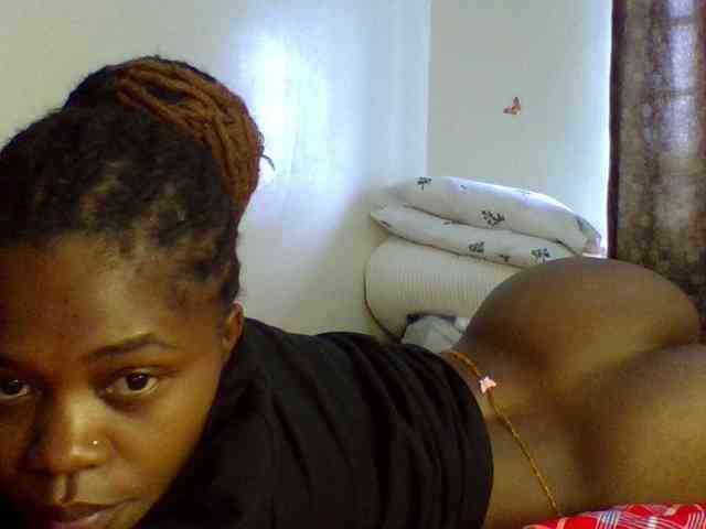QueenJacky webcam