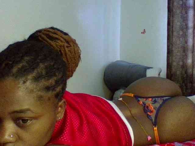 QueenJacky webcam