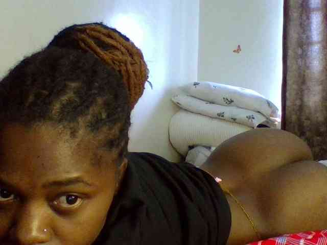 QueenJacky webcam