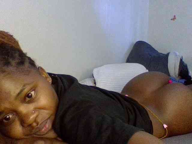 QueenJacky Live Webcam on BongaCams