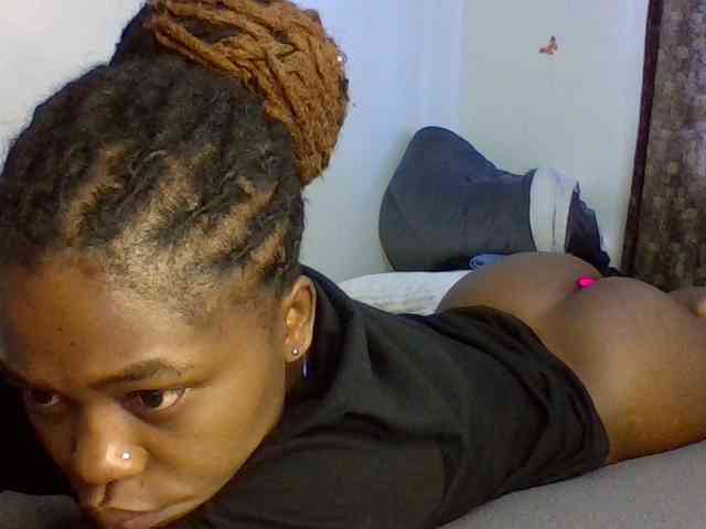 QueenJacky webcam
