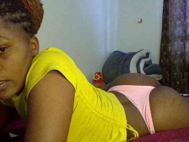 QueenJacky webcam