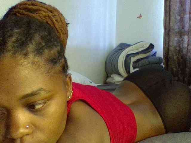 QueenJacky webcam