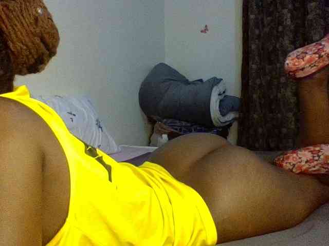 QueenJacky webcam
