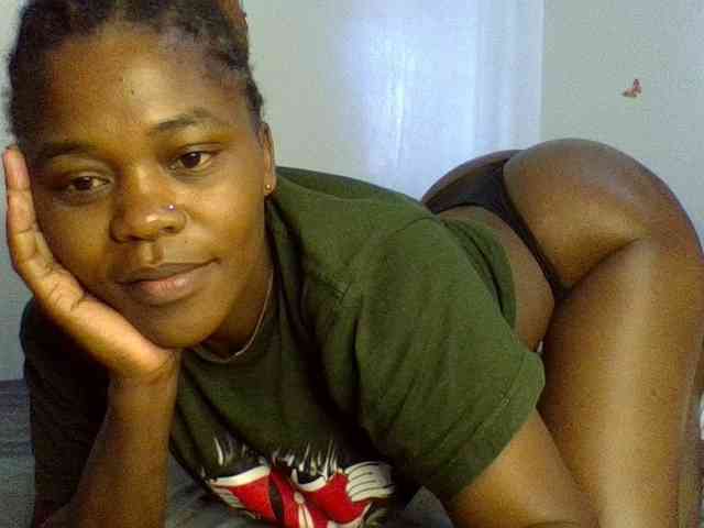 QueenJacky webcam