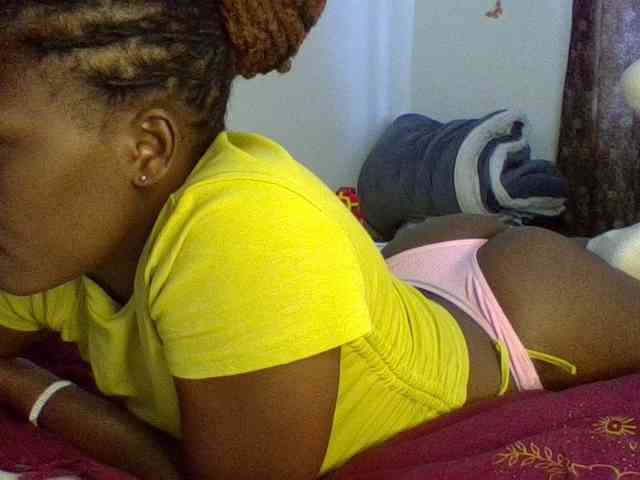QueenJacky webcam