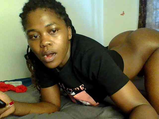 QueenJacky webcam