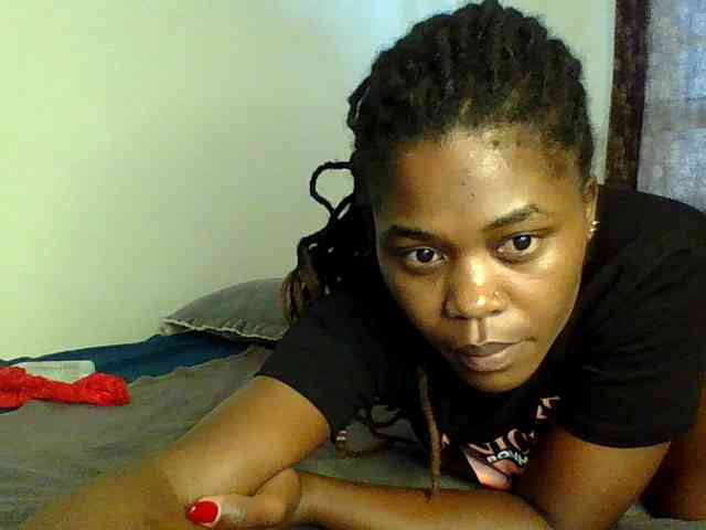 QueenJacky webcam