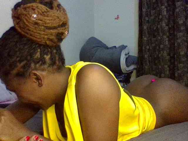 QueenJacky webcam