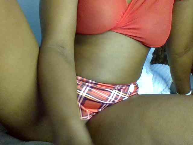 QueenJacky webcam