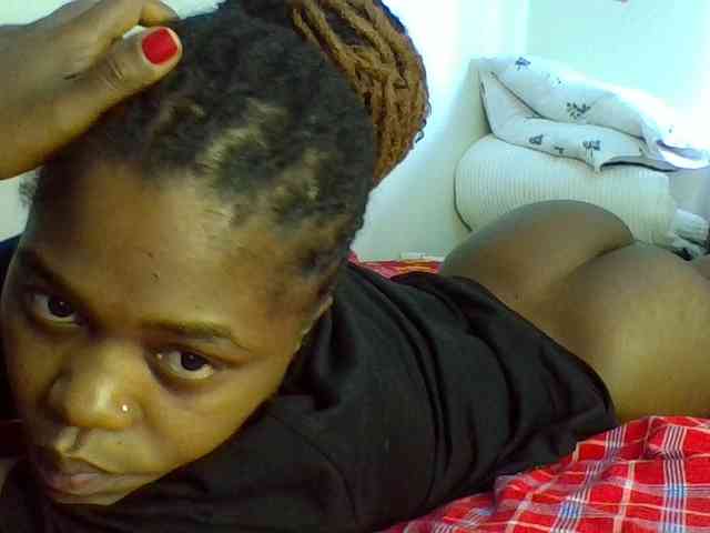 QueenJacky webcam