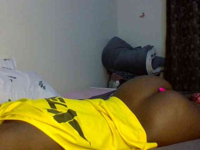 QueenJacky webcam