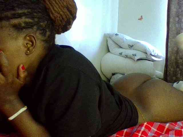 QueenJacky webcam