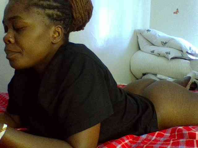 QueenJacky webcam