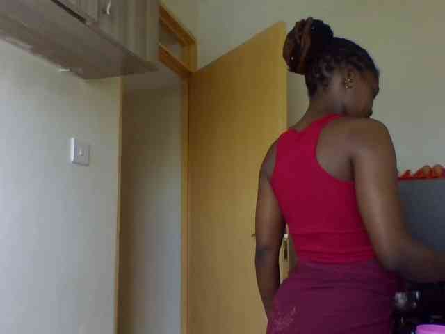 QueenJacky webcam