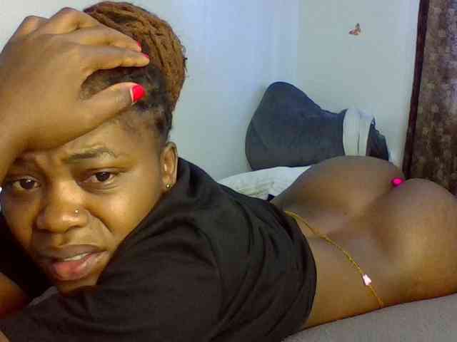 QueenJacky webcam