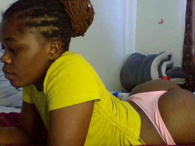 QueenJacky webcam