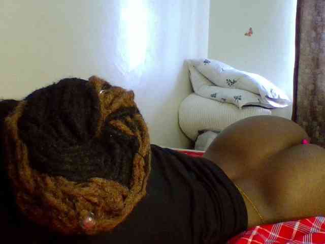 QueenJacky webcam