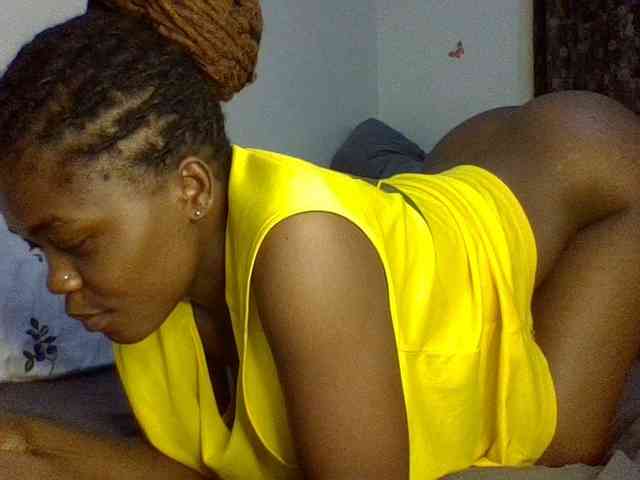 QueenJacky webcam