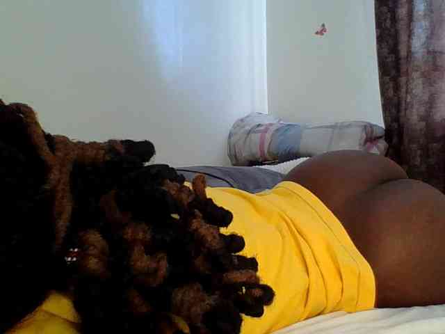 QueenJacky webcam